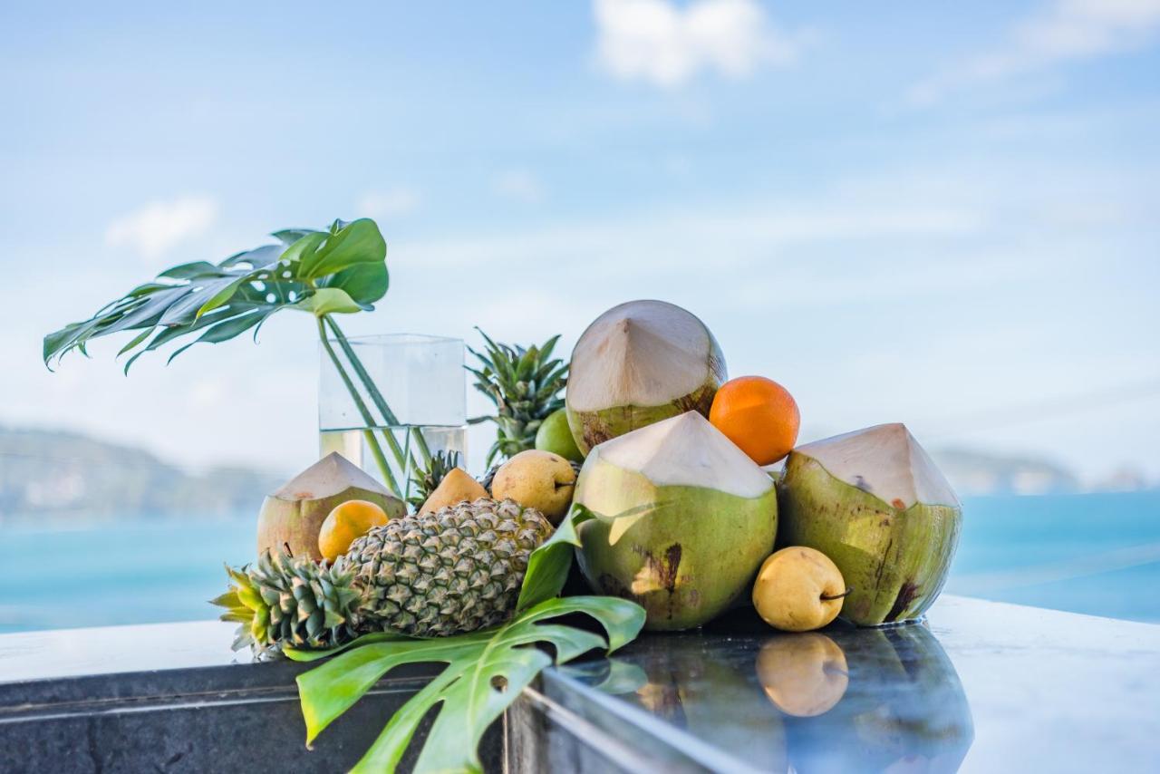 Oceanfront Beach Resort - Sha Extra Plus Patong Ngoại thất bức ảnh Fruits