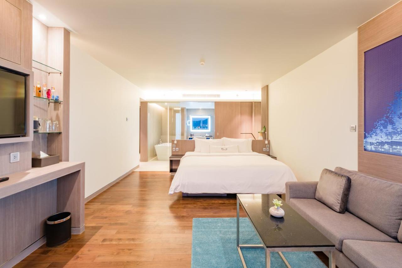 Oceanfront Beach Resort - Sha Extra Plus Patong Ngoại thất bức ảnh